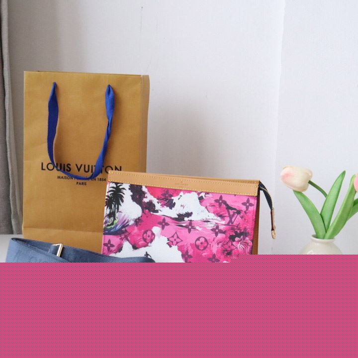 LV Clutch Bags